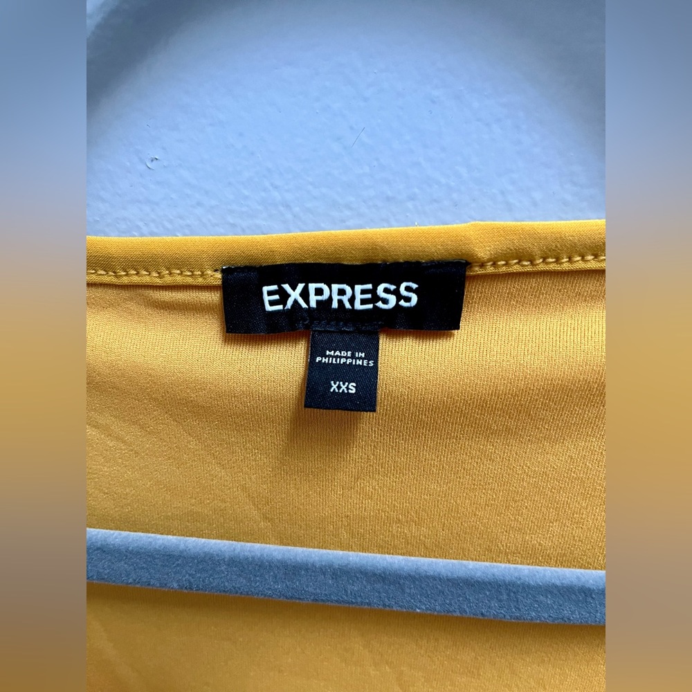 Express Yellow Ruched Tie Bodycon Dress - Picture 4 of 5